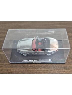 2000 BMW Z8 Diecast Model Car with Display Case